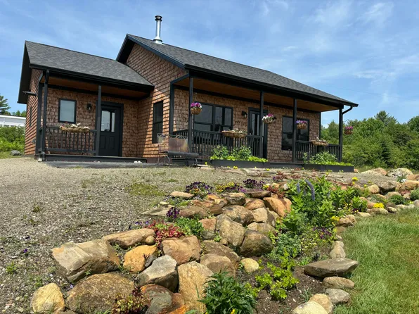 32 Sandy Ridge Lane, Searsport, ME 04974