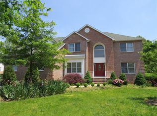 3855 Park Ave, Edison, NJ 08820