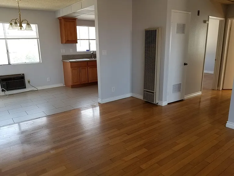 1326 Edgecliffe Dr #1 — Photo 1