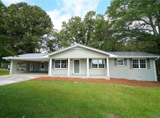 2482 Hog Liver Rd, Carrollton, GA 30117