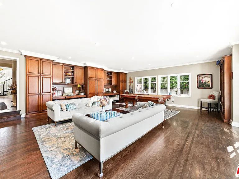 401 N McCadden Pl — Photo 20