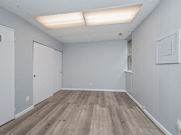 3rd image of 2409 Clifton Ave #6