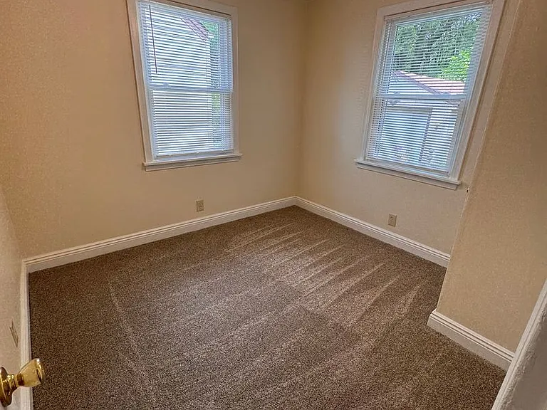817 Taylor Ave — Photo 11