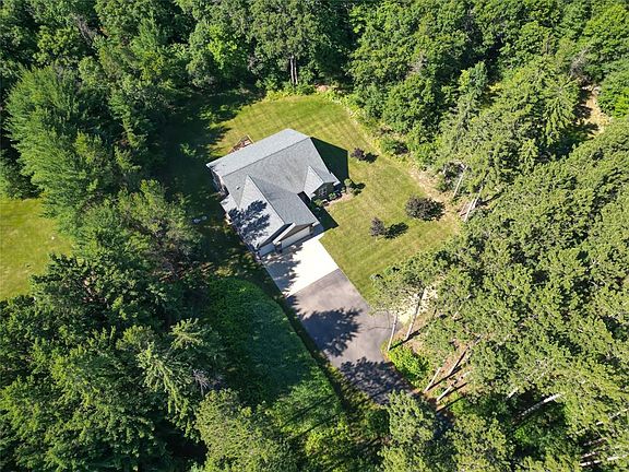 5th image of 1347 Howard Drive