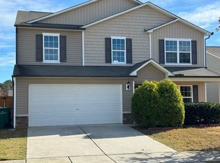 2444 Averon Dr, Fuquay Varina, NC 27526