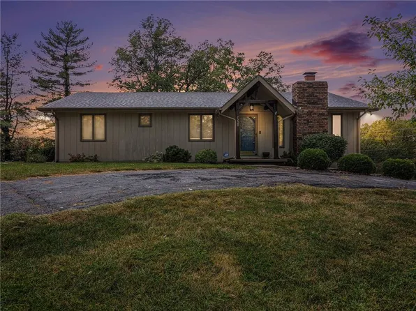 7220 NW Davis Ct, Weatherby Lake, MO 64152