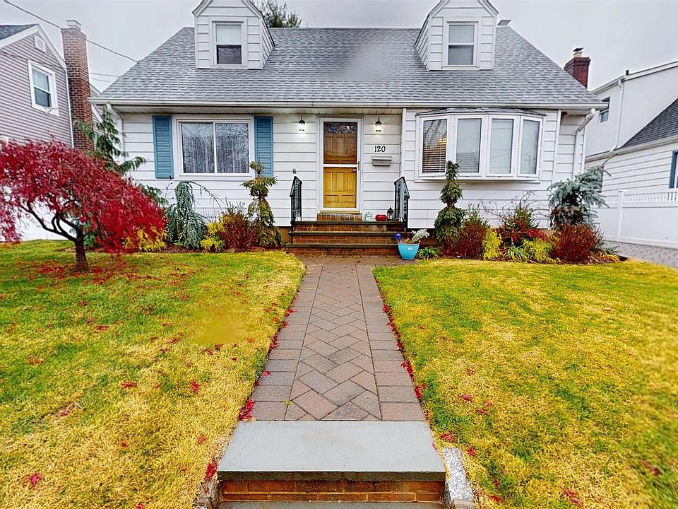 1st image of 120 Barrymore Boulevard