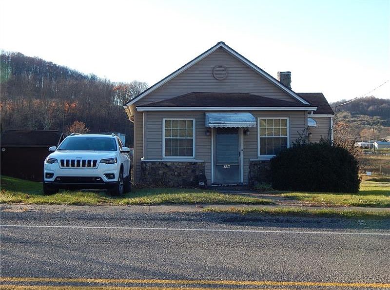 136 Main St, Karns City, PA 16041 Zillow