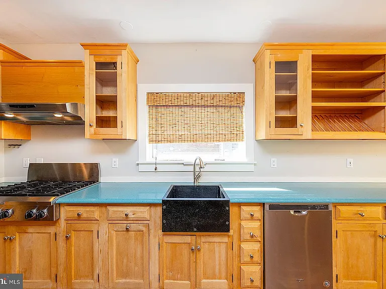 7 N Loudoun St #1/2 — Photo 13