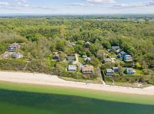 626 Sound Shore Rd, Riverhead, NY 11901