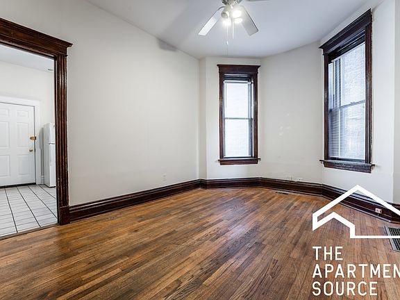 2nd image of 3521 N Wilton Ave APT 1R