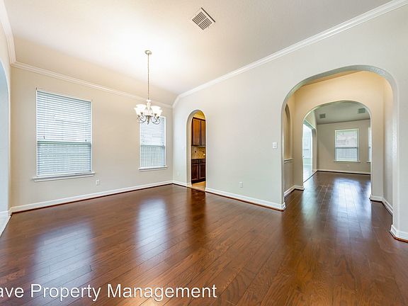 5th image of 2812 Saint Frances Ct
