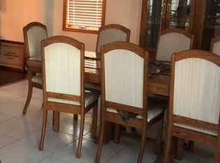 17 Christina St, Inwood, NY 11096