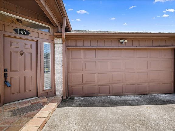 4th image of 1516 Beaconshire Rd