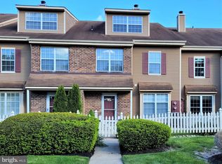 621 Palmer Ln, Yardley, PA 19067