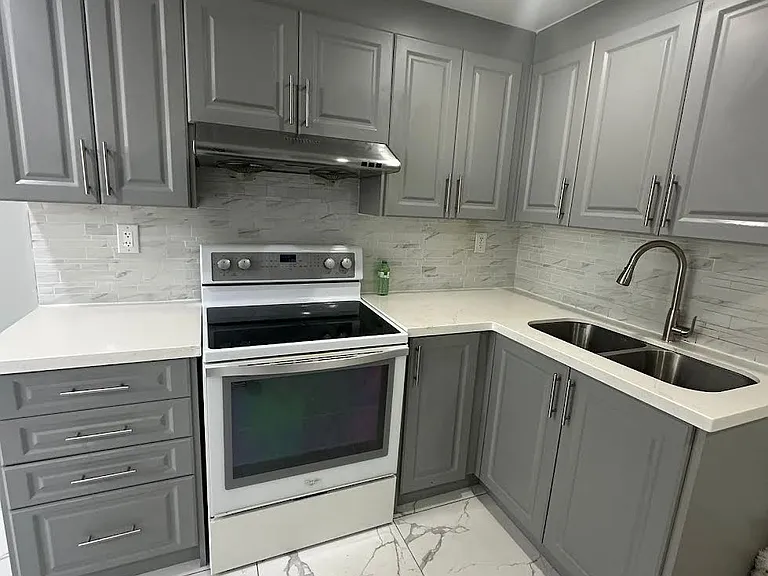 19 Benstrow Ave — Photo 7