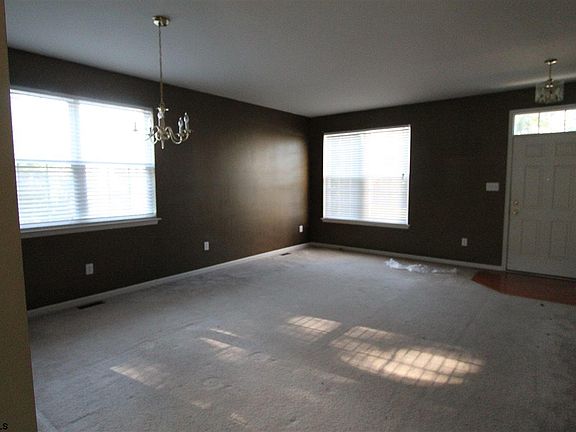 5th image of 114 Scenic Ln