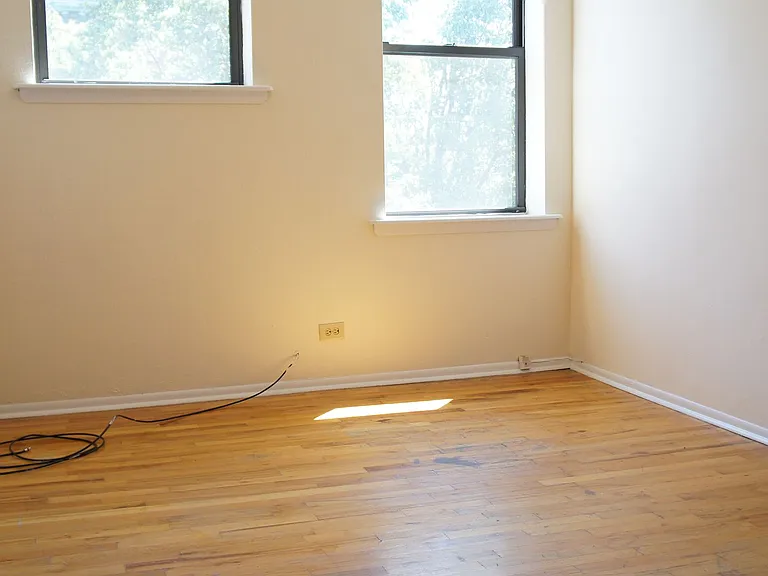 2319 N. Kedzie LP — Photo 15