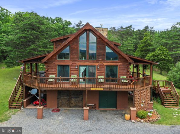 141 Rose Patch Dr, Petersburg, WV 26847
