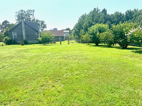 5th image of 7080 Pine Dr