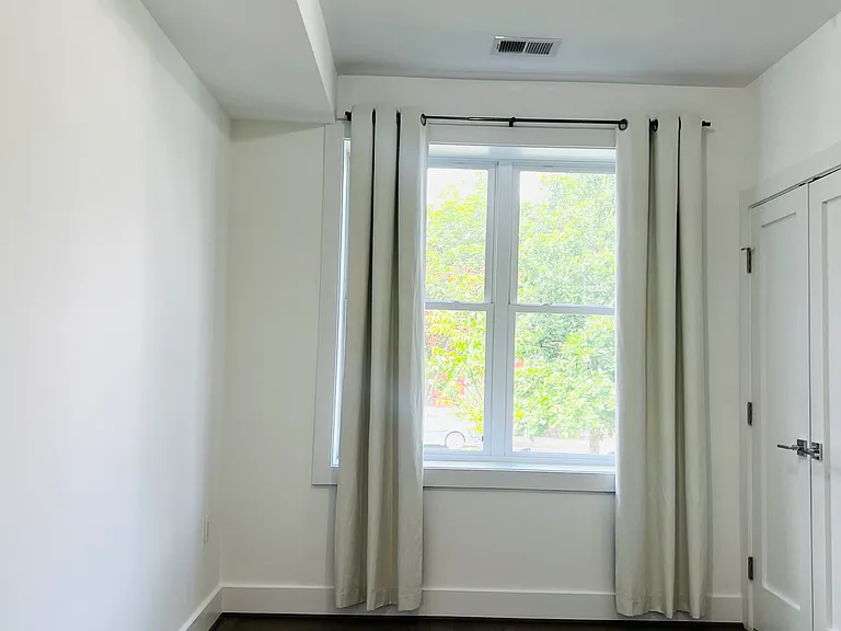 1236 Shepherd St NW #4 — Photo 15