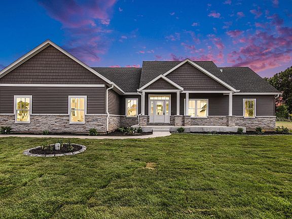 2nd image of 30458 Jaxon Dr