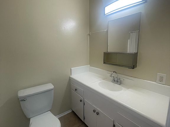 5th image of 2501 Olive Ave APT 5