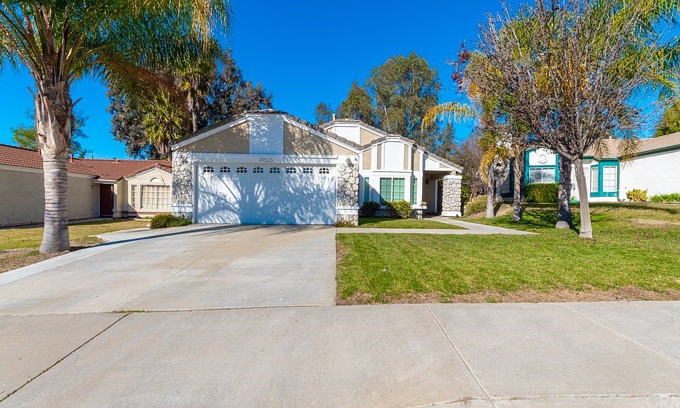 1st image of 39523 Sunrose Dr