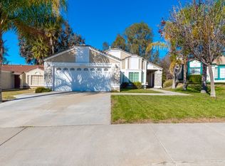 39523 Sunrose Dr, Murrieta, CA 92562