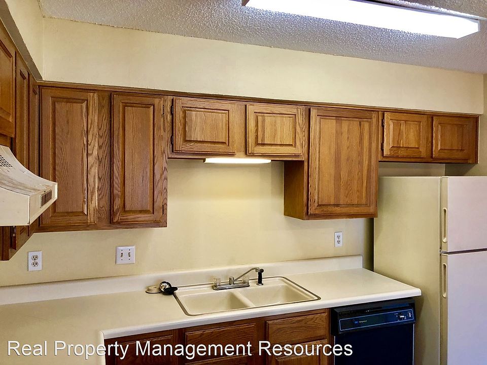 1st image of 8012 NW 7th Pl APT 324