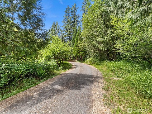 5th image of 22288 NE Woodinville Duval Road
