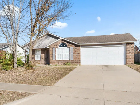 1138 S Sherman Ave, Fayetteville, AR 72701