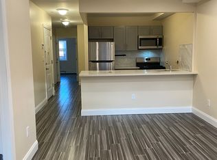 25-59 44th St #2, Astoria, NY 11103