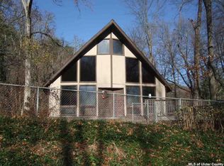 833 Dewitt Lake Rd, Eddyville, NY 12401