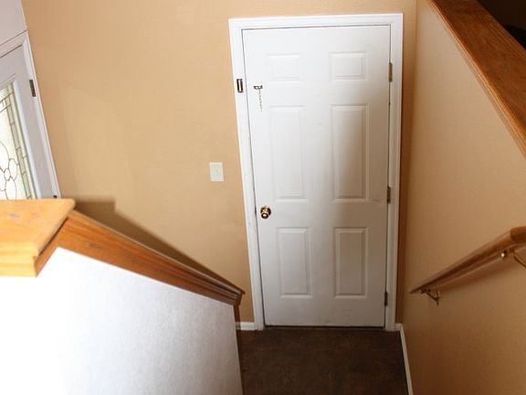 4th image of 904 E 25th St