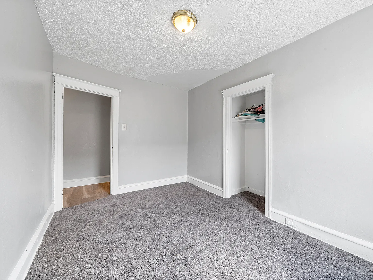 Avondale Apartments — Photo 4