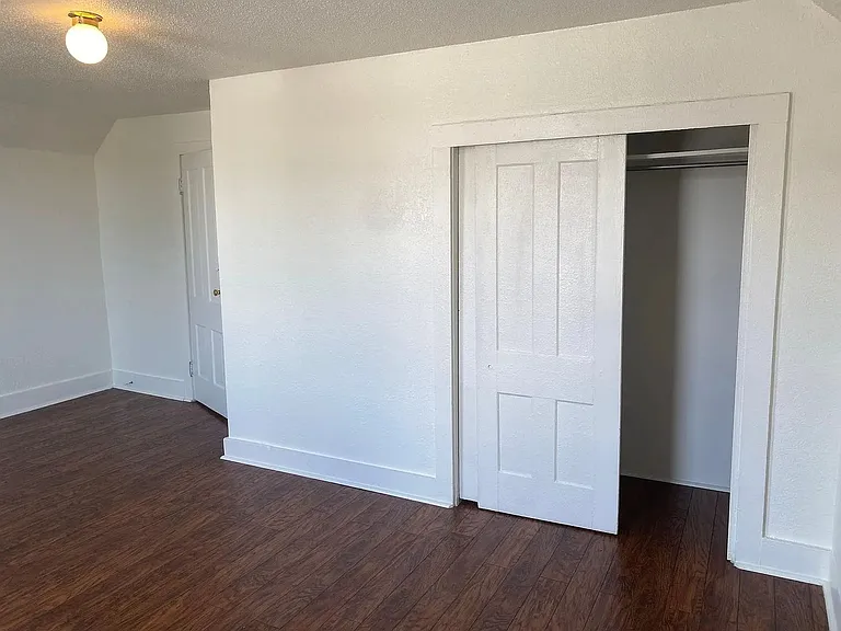 404 S Marion St — Photo 15