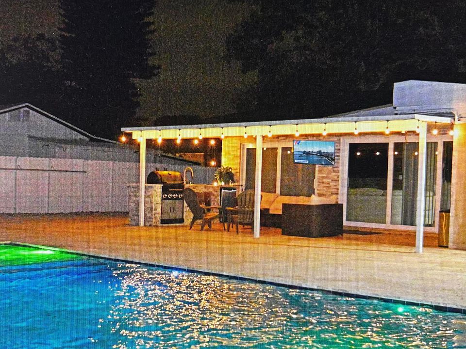 1st image of 124 Davis Road