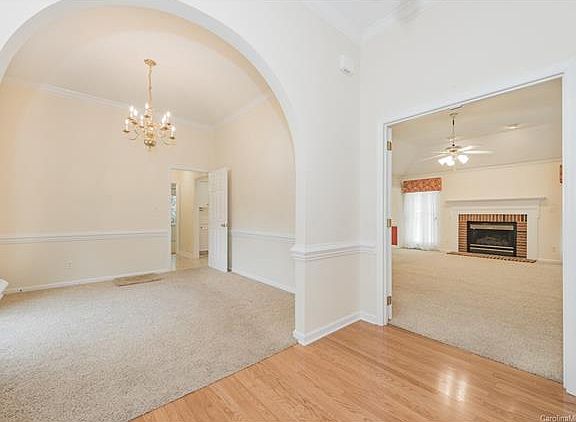 3rd image of 1834 Timberlake Dr