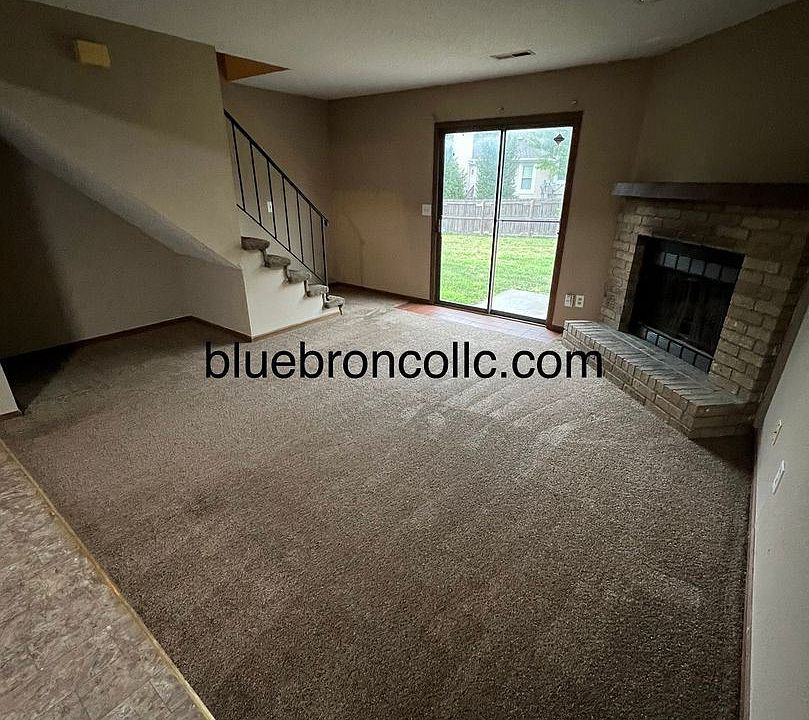 1st image of 139 SW Oxford Pl #139