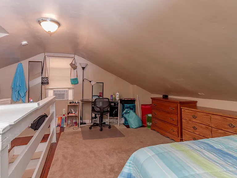 1411 Bingham St — Photo 8
