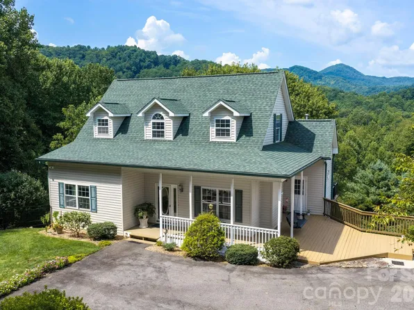92 S Lindon Cove Rd, Candler, NC 28715