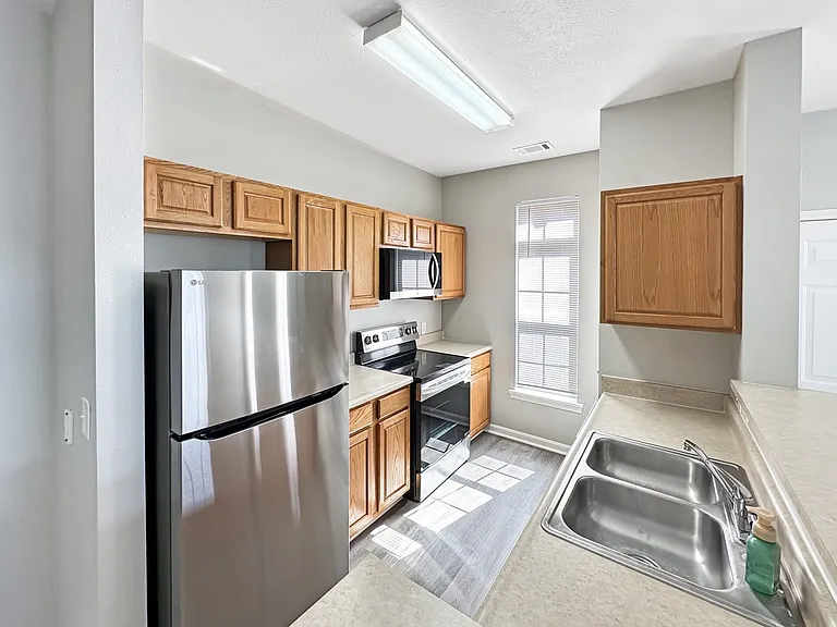 Beaver Creek Apartments — Photo 28