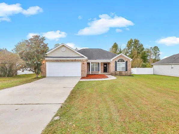 405 Tabby Ln, Glennville, GA 30427