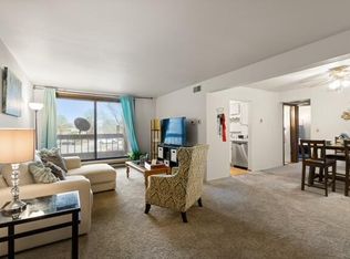 3749 N 88th St APT 108, Milwaukee, WI 53222