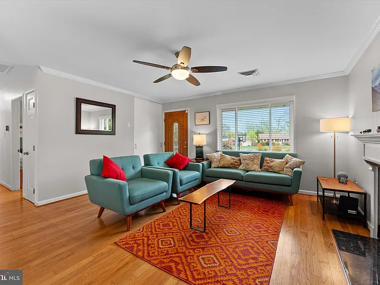 6327 Everglades Dr — Photo 8