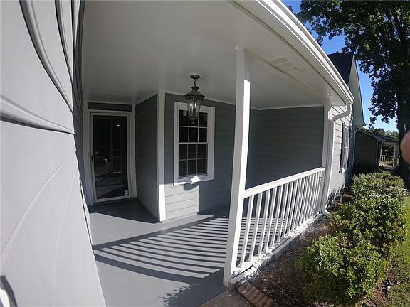 3rd image of 1603 Cherry Hill Ct SW