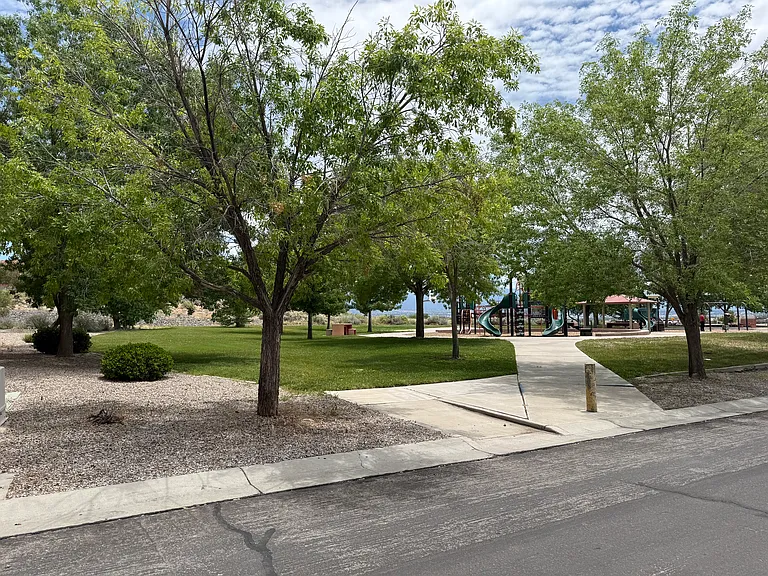 10632 Stanley Dr NW — Photo 18