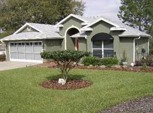 112 Twin Lake Cir, Umatilla, FL 32784