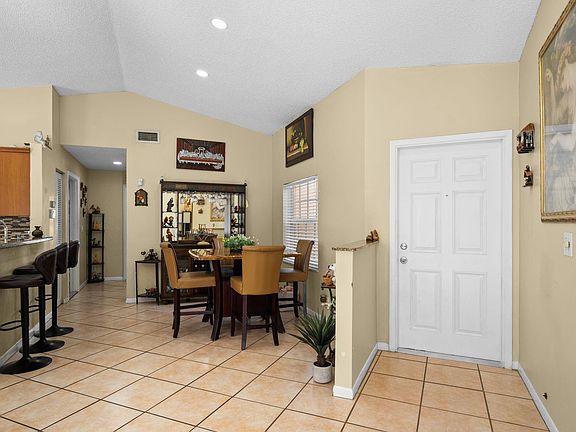 4th image of 681 NW 172nd Terrace